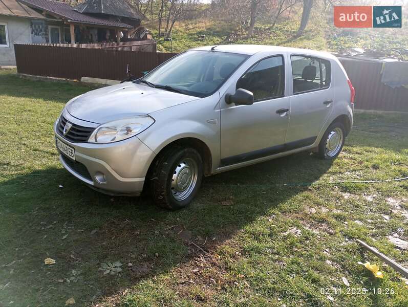 Dacia Sandero 2010 Dacia Sandero 2010