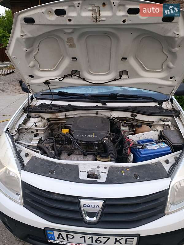 Хетчбек Dacia Sandero 2009 в Запоріжжі фото 6 Хетчбек Dacia Sandero 2009 в Запоріжжі