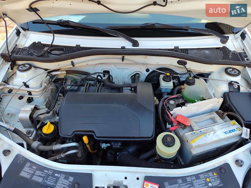 Хетчбек Dacia Sandero 2010 в Лебедині