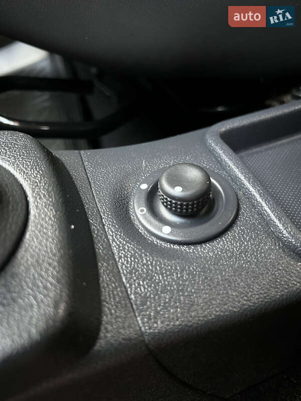 Хэтчбек Dacia Sandero 2009 в Сумах фото 13 Хэтчбек Dacia Sandero 2009 в Сумах