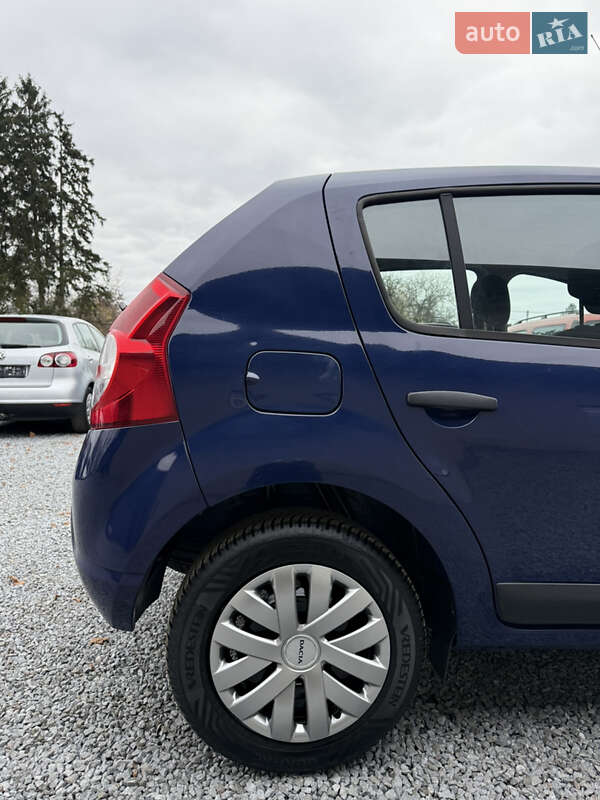 Хетчбек Dacia Sandero 2009 в Луцьку фото 44 Хетчбек Dacia Sandero 2009 в Луцьку