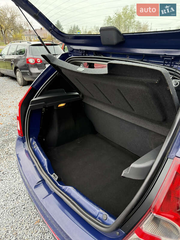 Хетчбек Dacia Sandero 2009 в Луцьку фото 125 Хетчбек Dacia Sandero 2009 в Луцьку