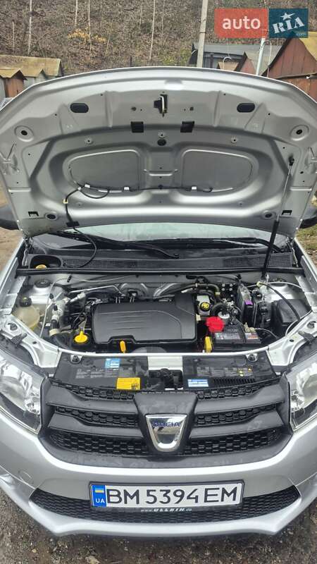 Хэтчбек Dacia Sandero 2013 в Сумах