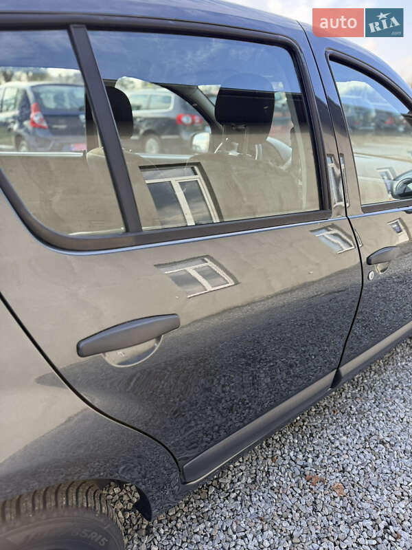 Хэтчбек Dacia Sandero 2009 в Луцке фото 60 Хэтчбек Dacia Sandero 2009 в Луцке