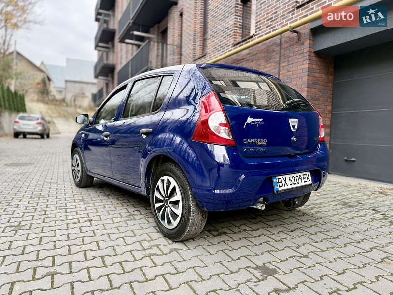 Хэтчбек Dacia Sandero 2009 в Хмельницком фото 5 Хэтчбек Dacia Sandero 2009 в Хмельницком