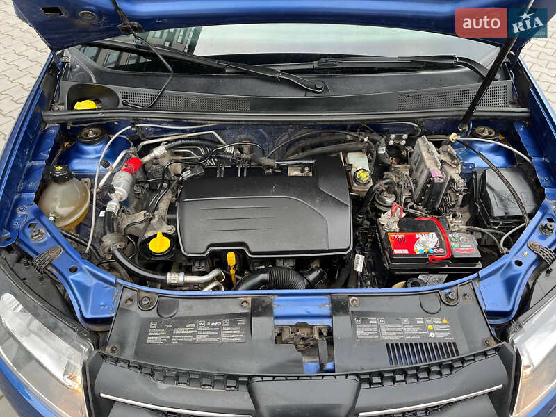 Хэтчбек Dacia Sandero 2013 в Хмельницком фото 39 Хэтчбек Dacia Sandero 2013 в Хмельницком