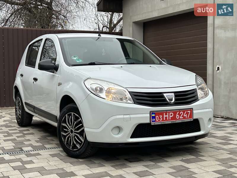 Хэтчбек Dacia Sandero 2009 в Ровно фото 2 Хэтчбек Dacia Sandero 2009 в Ровно