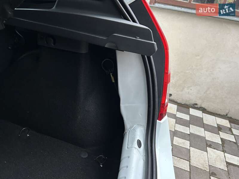 Хэтчбек Dacia Sandero 2009 в Ровно фото 31 Хэтчбек Dacia Sandero 2009 в Ровно