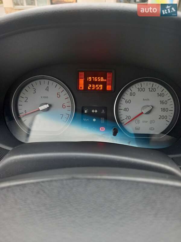 Хэтчбек Dacia Sandero 2011 в Виннице