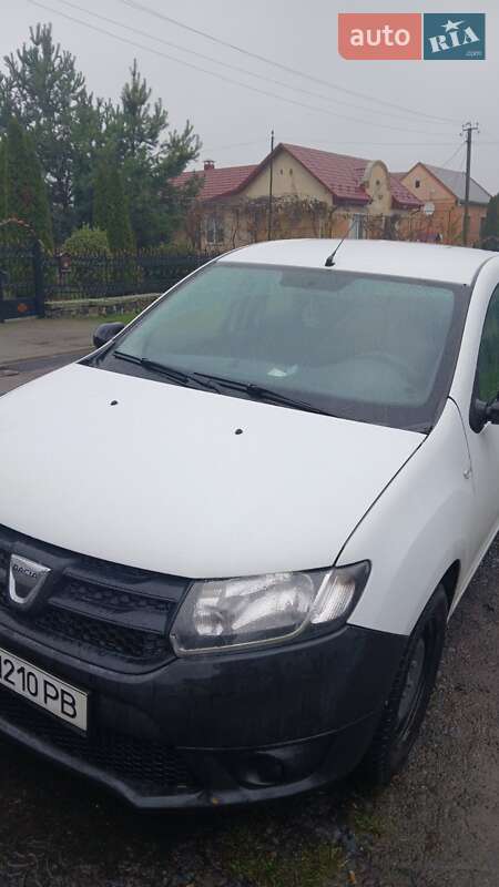 Хэтчбек Dacia Sandero 2013 в Ужгороде фото 3 Хэтчбек Dacia Sandero 2013 в Ужгороде