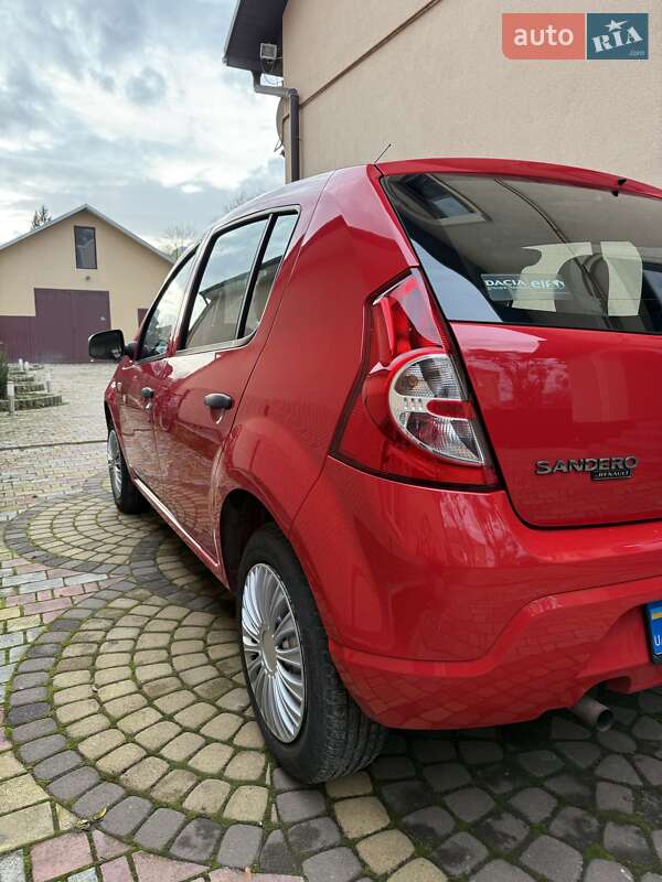 Хэтчбек Dacia Sandero 2009 в Львове фото 6 Хэтчбек Dacia Sandero 2009 в Львове