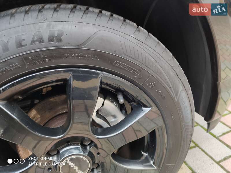 Хэтчбек Dacia Sandero 2012 в Немирове