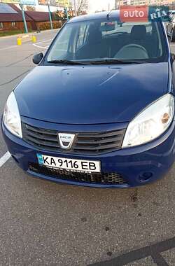 Хэтчбек Dacia Sandero 2009 в Борисполе