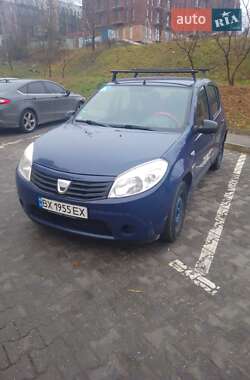 Хетчбек Dacia Sandero 2009 в Хмельницькому