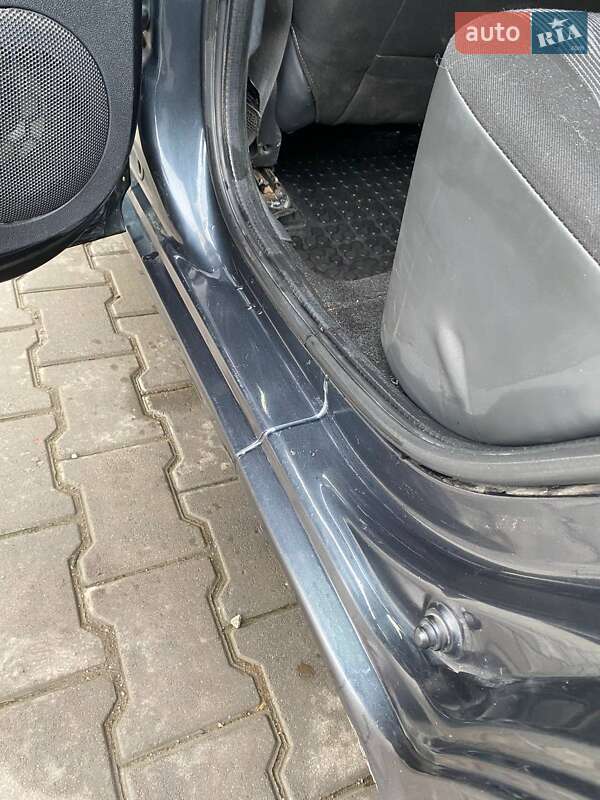 Хетчбек Dacia Sandero 2010 в Софіївці фото 31 Хетчбек Dacia Sandero 2010 в Софіївці