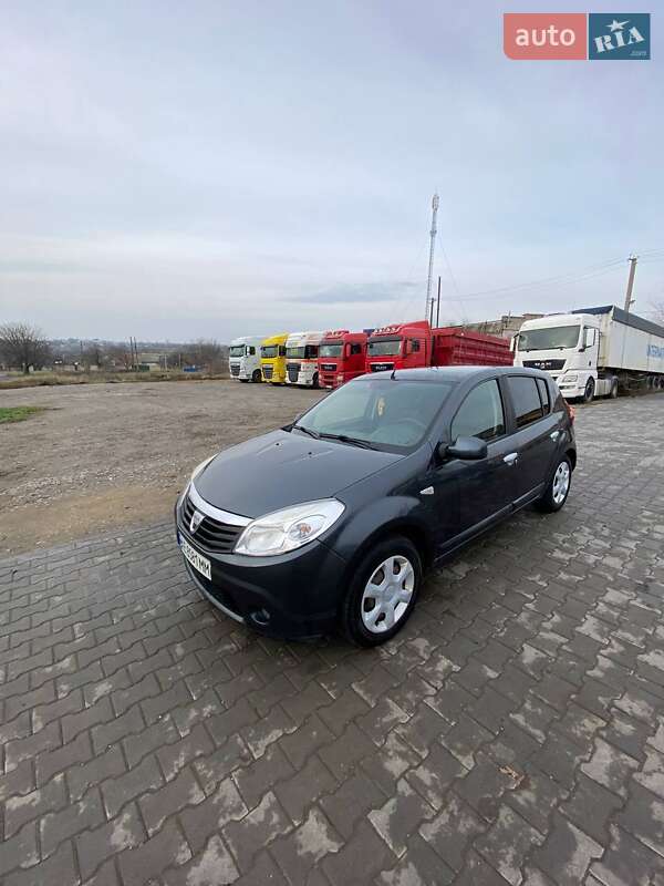 Хетчбек Dacia Sandero 2010 в Софіївці фото 37 Хетчбек Dacia Sandero 2010 в Софіївці