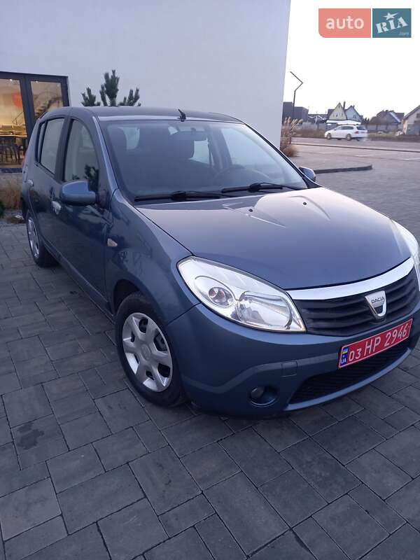 Хетчбек Dacia Sandero 2008 в Луцьку фото 2 Хетчбек Dacia Sandero 2008 в Луцьку