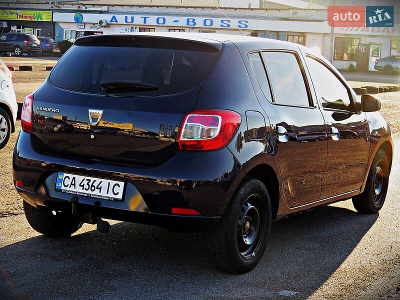 Хэтчбек Dacia Sandero 2013 в Черкассах фото 3 Хэтчбек Dacia Sandero 2013 в Черкассах
