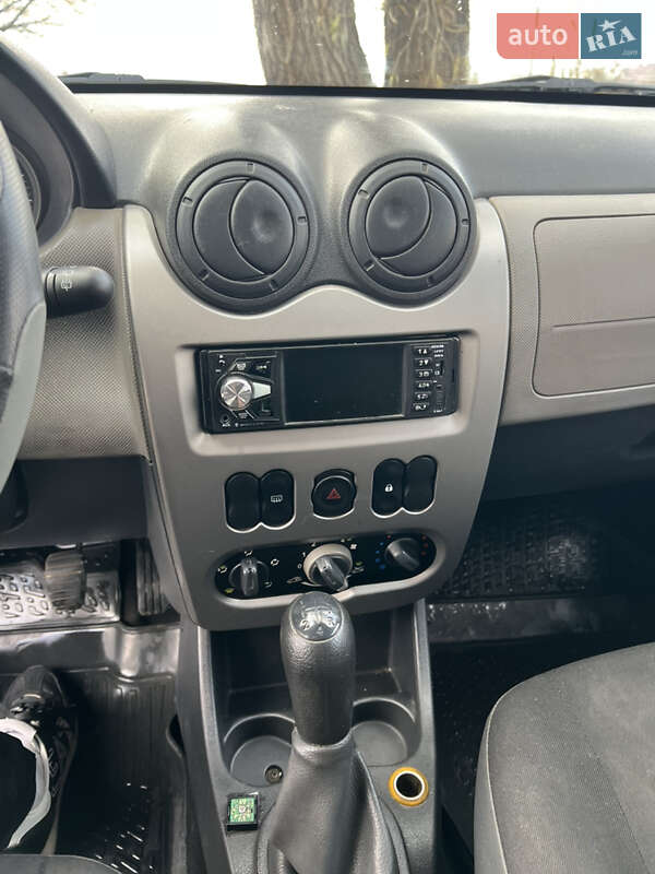 Хетчбек Dacia Sandero 2010 в Калуші