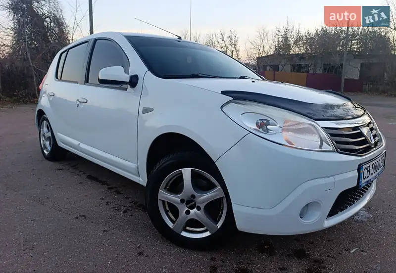 Dacia Sandero 2010