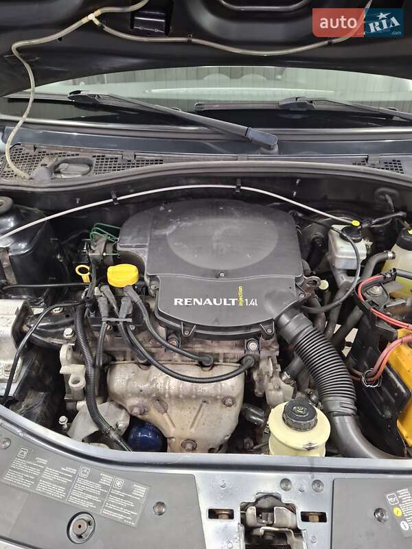 Хэтчбек Dacia Sandero 2009 в Фастове