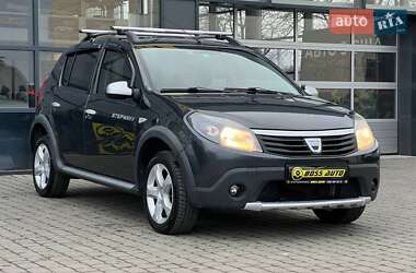 Хетчбек Dacia Sandero 2011 в Івано-Франківську