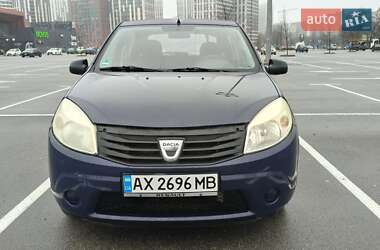 Хэтчбек Dacia Sandero 2012 в Киеве