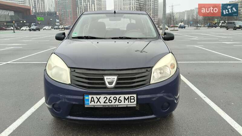 Dacia Sandero 2012