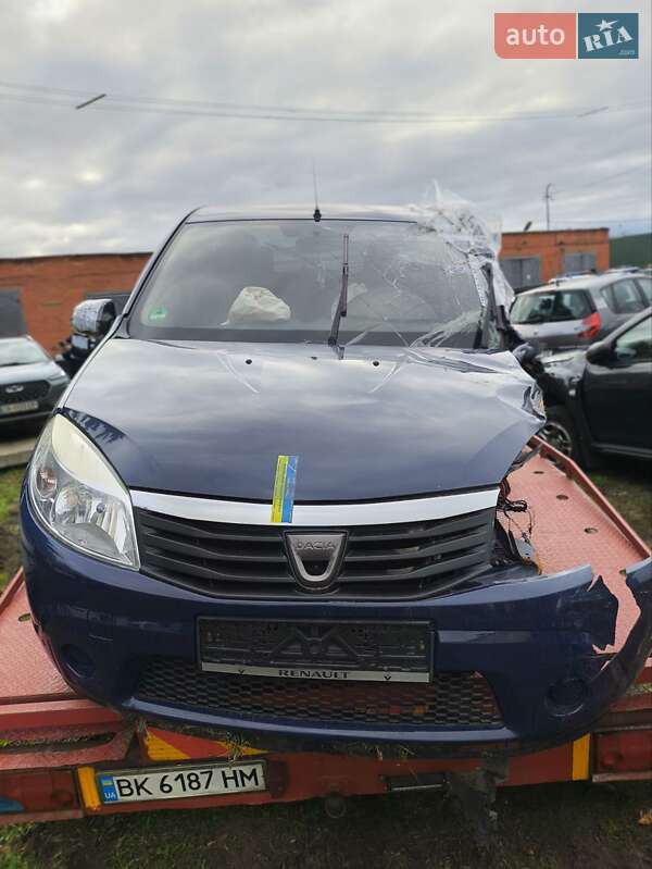 Хэтчбек Dacia Sandero 2009 в Нежине