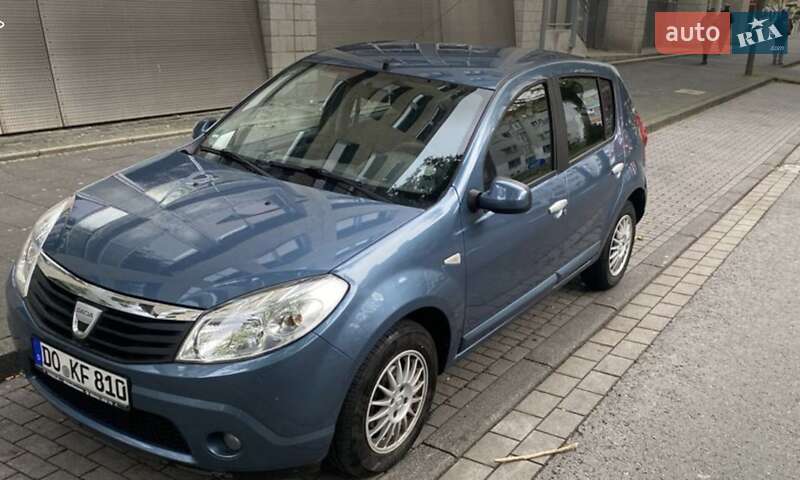 Dacia Sandero 2009