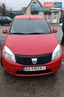 Хетчбек Dacia Sandero 2009 в Харкові