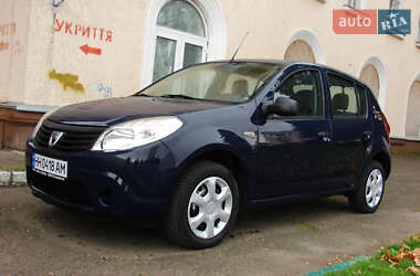 Хетчбек Dacia Sandero 2012 в Одесі