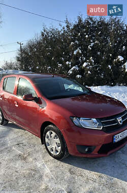 Хэтчбек Dacia Sandero 2013 в Изяславе
