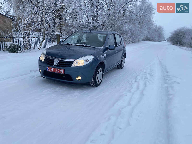 Dacia Sandero 2009
