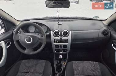 Хетчбек Dacia Sandero 2009 в Львові