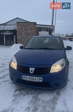 Хэтчбек Dacia Sandero 2008 в Прилуках