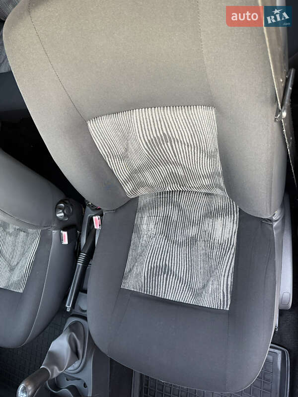 Хэтчбек Dacia Sandero 2009 в Виннице