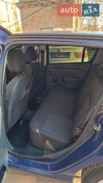 Хэтчбек Dacia Sandero 2013 в Николаеве