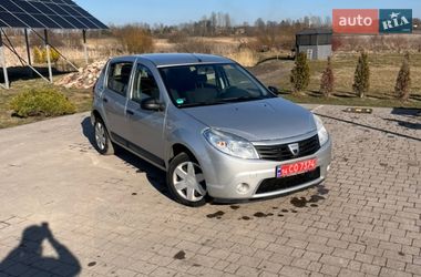 Хетчбек Dacia Sandero 2009 в Львові