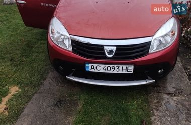 Хетчбек Dacia Sandero 2012 в Луцьку