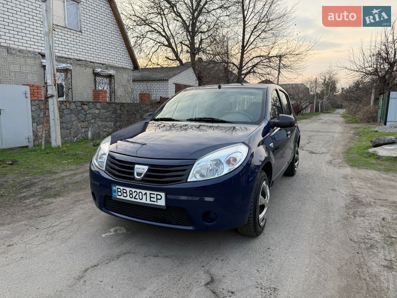 Хэтчбек Dacia Sandero 2009 в Кременчуге