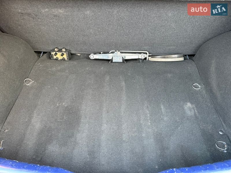 Хэтчбек Dacia Sandero 2009 в Кременчуге