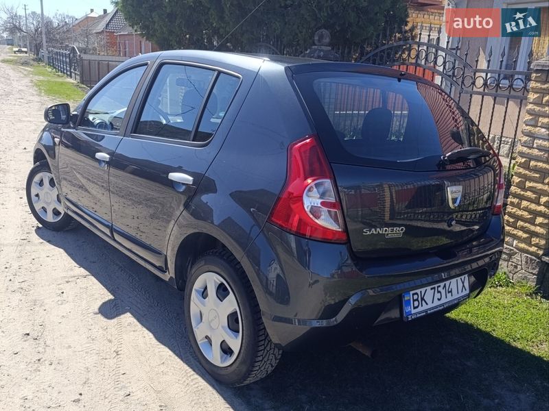 Dacia Sandero 2009 Dacia Sandero 2009