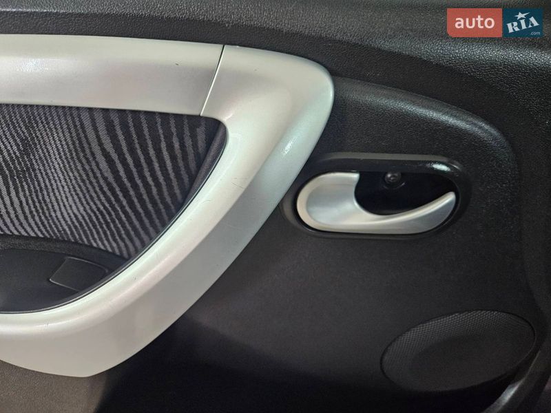 Хэтчбек Dacia Sandero 2009 в Виннице фото 12 Хэтчбек Dacia Sandero 2009 в Виннице