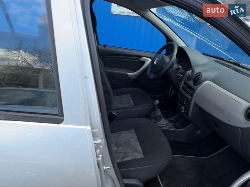 Хэтчбек Dacia Sandero 2012 в Бердичеве