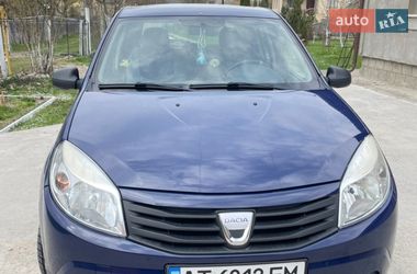 Хэтчбек Dacia Sandero 2009 в Ивано-Франковске