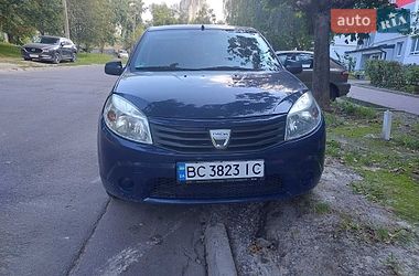 Хэтчбек Dacia Sandero 2011 в Львове
