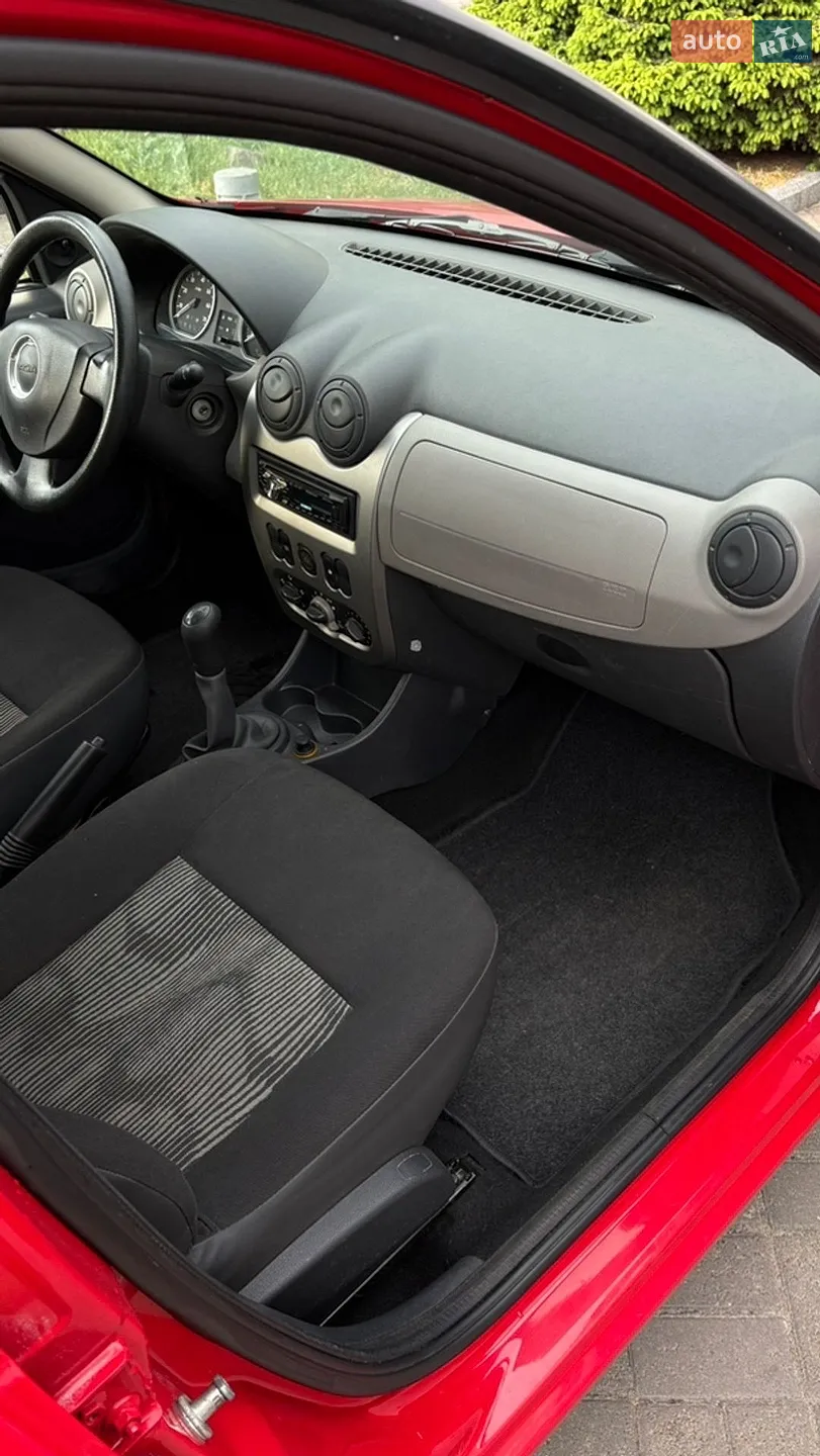 2010 Dacia Sandero - мініатюра 16