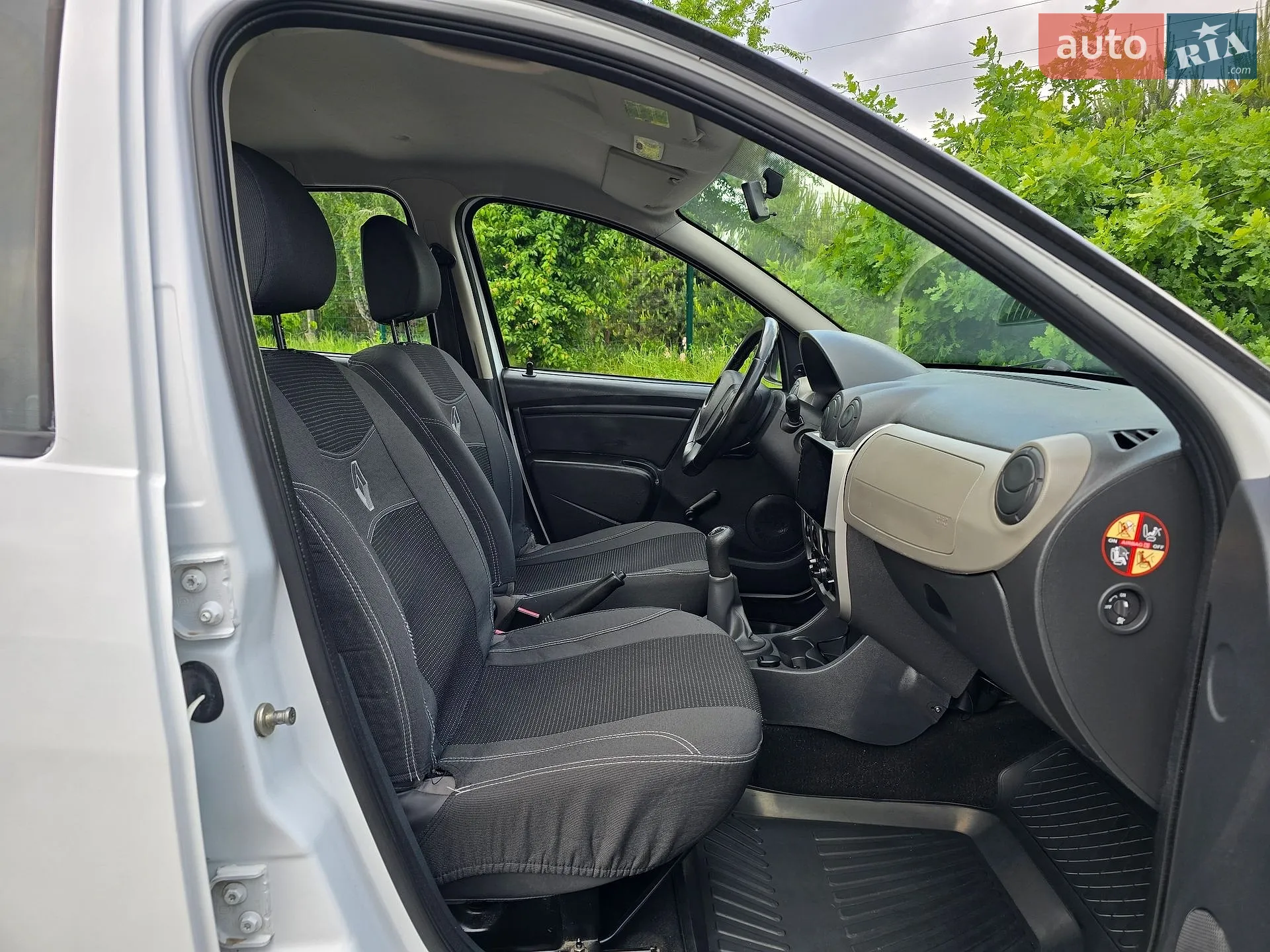 2011 Dacia Sandero - мініатюра 24