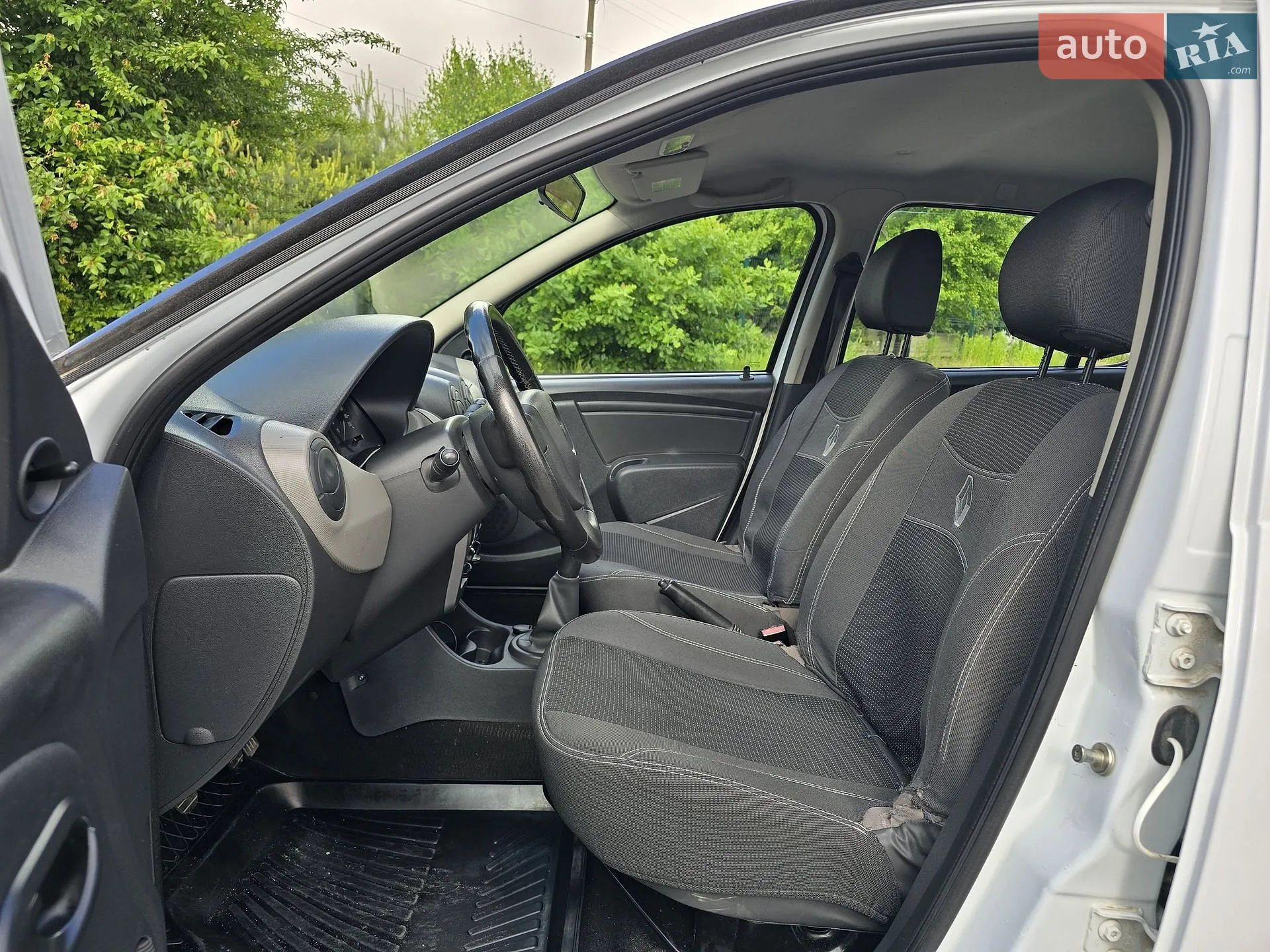 2011 Dacia Sandero - мініатюра 21